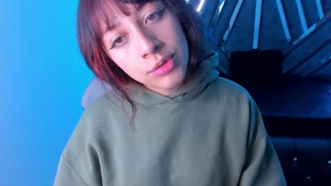 sweet_venus4 online show from February 1, 2025, 1:34 am