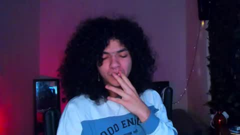 Steven independent model online show from February 5, 2026, 1:27 pm