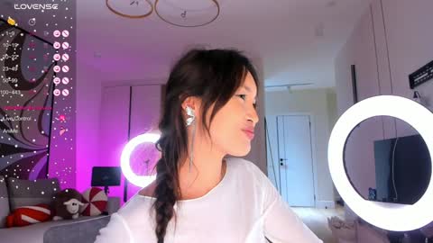 Yasu online show from December 18, 2024, 9:58 am