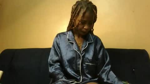zellate online show from May 17, 2026, 1:14 am