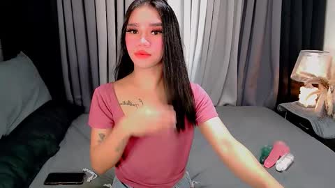 Snapshot of sweet_zoey12 chatting on November 9, 2025, 9:18 am bea takashi online show from November 9, 2025, 9:18 am