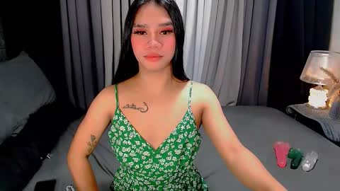 Snapshot of sweet_zoey12 chatting on November 30, 2025, 9:46 am bea takashi online show from November 30, 2025, 9:46 am