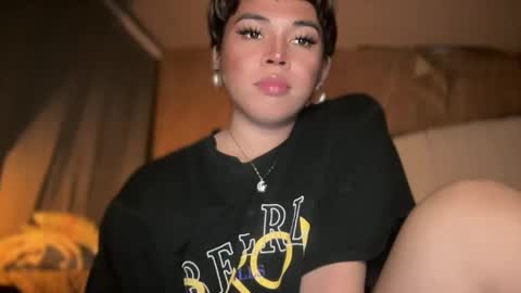 alexa your one and only queen online show from January 6, 2025, 1:52 pm