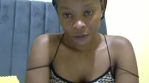 LIANAH online show from June 18, 2026, 9:47 am