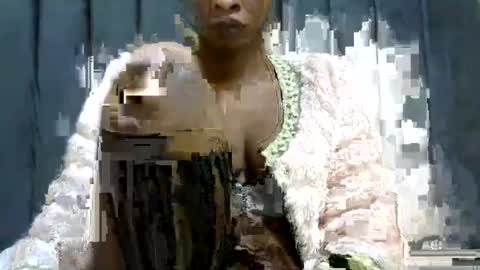 LIANAH online show from July 14, 2026, 3:33 am