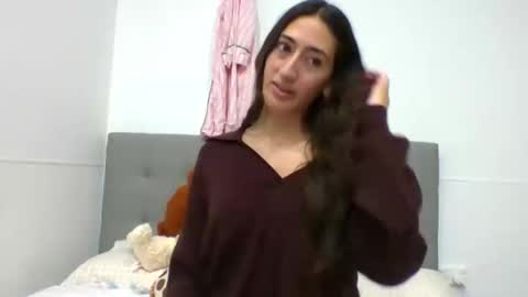 Amelia online show from May 27, 2026, 7:16 am