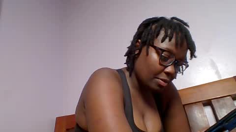 Ariah online show from July 27, 2026, 4:19 am