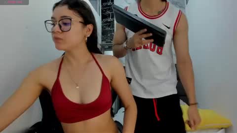 sweetauracouple online show from July 7, 2026, 7:23 am