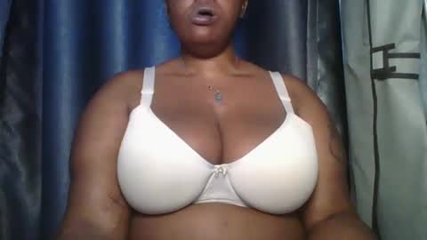 sweetbaby46 online show from December 16, 2024, 11:01 am