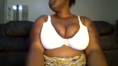 sweetbaby46 online show from February 3, 2025, 4:10 pm