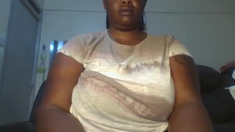 sweetbaby46 online show from September 12, 2025, 3:50 am