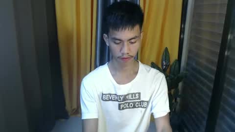 Snapshot of sweetbigcockz chatting on February 9, 2025, 5:43 pm sweetbigcockz online show from February 9, 2025, 5:43 pm