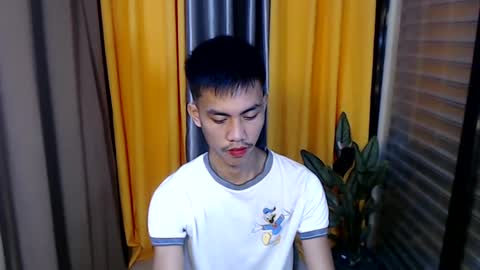 Snapshot of sweetbigcockz chatting on February 20, 2025, 4:57 pm sweetbigcockz online show from February 20, 2025, 4:57 pm