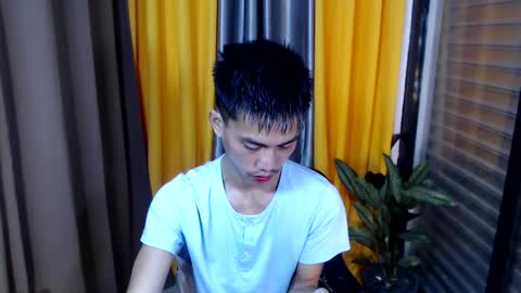 Snapshot of sweetbigcockz chatting on March 1, 2025, 8:21 pm sweetbigcockz online show from March 1, 2025, 8:21 pm