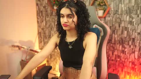 Salom independent model online show from July 23, 2026, 8:40 pm
