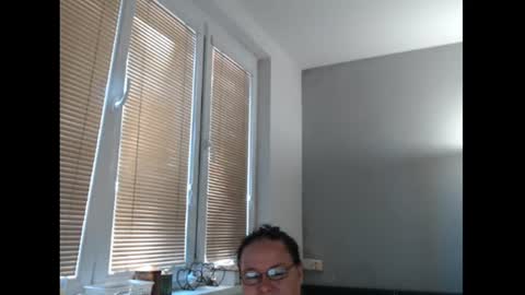 Sweetboobs85h online show from June 25, 2026, 6:51 am