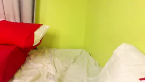 Snapshot of sweetbunnny9 chatting on March 3, 2025, 6:12 pm Sweetbunny9 online show from March 3, 2025, 6:12 pm