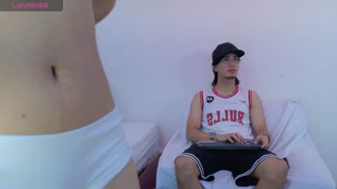 sweetbutspicy online show from June 28, 2026, 12:11 pm