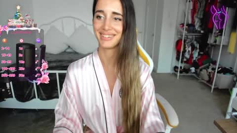 Anna online show from January 2, 2025, 10:55 pm