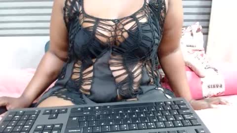 queen online show from February 15, 2026, 12:07 am