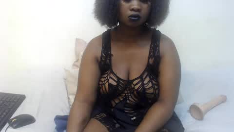 queen online show from July 28, 2026, 5:12 pm
