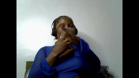 Snapshot of sweetcoochiex chatting on June 12, 2026, 8:41 pm sweetcoochiex online show from June 12, 2026, 8:41 pm