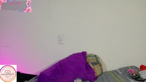 sweetdam12 online show from June 10, 2026, 10:52 pm