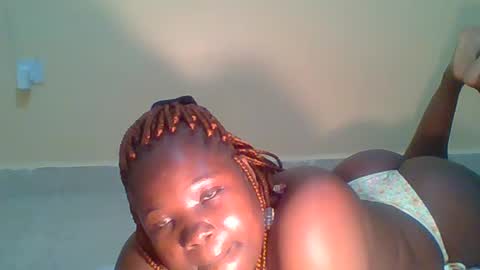 Snapshot of sweetebonygal chatting on July 14, 2026, 10:21 am Grace online show from July 14, 2026, 10:21 am