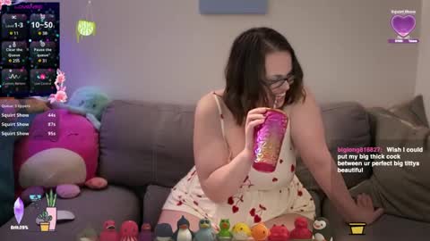 Snapshot of sweeteileen887 chatting on January 11, 2025, 10:51 am Eileen online show from January 11, 2025, 10:51 am