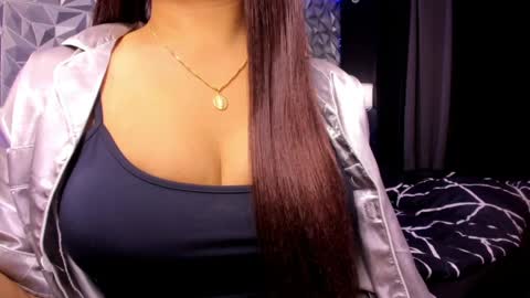 sweetest_one4 online show from May 18, 2026, 3:07 pm