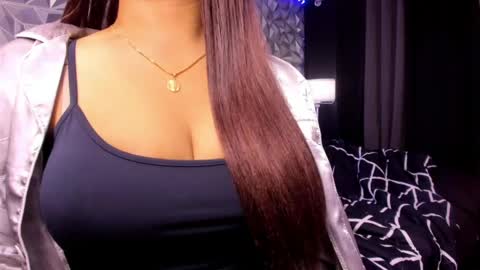 sweetest_one4 online show from May 22, 2026, 8:47 pm
