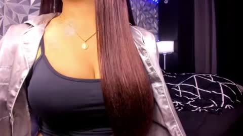 sweetest_one4 online show from June 18, 2026, 3:38 pm