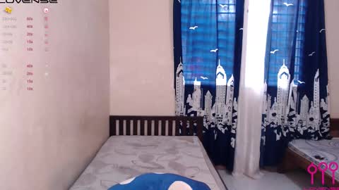 Snapshot of sweeteverdeen chatting on January 27, 2025, 1:59 am sweetkatniss online show from January 27, 2025, 1:59 am