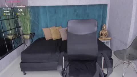 Fabiana online show from July 27, 2026, 5:42 pm