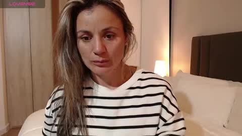 Snapshot of sweetfantasyy69 chatting on December 23, 2024, 11:06 pm sweef online show from December 23, 2024, 11:06 pm