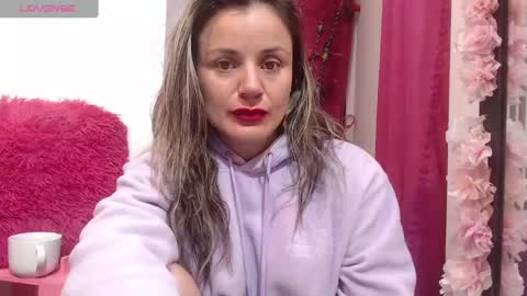 Snapshot of sweetfantasyy69 chatting on March 8, 2025, 11:37 am sweef online show from March 8, 2025, 11:37 am