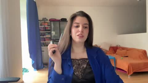 Joanna online show from May 9, 2026, 8:52 am
