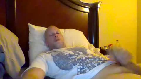 Snapshot of sweetg233 chatting on October 31, 2025, 7:04 pm sweetg233 online show from October 31, 2025, 7:04 pm