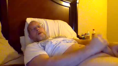 Snapshot of sweetg233 chatting on November 12, 2025, 7:31 am sweetg233 online show from November 12, 2025, 7:31 am