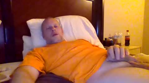 Snapshot of sweetg233 chatting on November 23, 2025, 6:24 am sweetg233 online show from November 23, 2025, 6:24 am