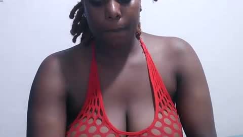 sweetgal11 online show from October 5, 2025, 3:32 pm