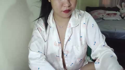 Snapshot of sweetgal_mica chatting on May 14, 2026, 12:39 am sweetgal_mica online show from May 14, 2026, 12:39 am