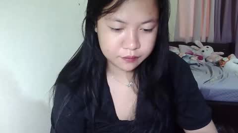 Snapshot of sweetgal_mica chatting on May 19, 2026, 11:00 pm sweetgal_mica online show from May 19, 2026, 11:00 pm