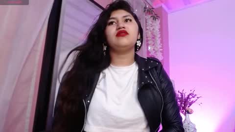 Snapshot of sweetgh_ chatting on September 21, 2025, 11:34 am Sweet online show from September 21, 2025, 11:34 am