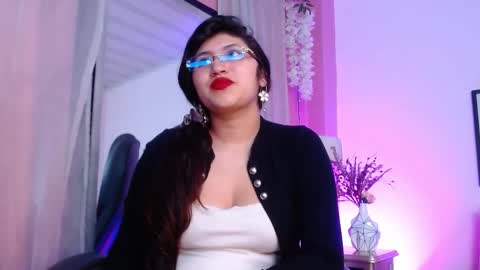 Snapshot of sweetgh_ chatting on September 25, 2025, 11:25 am Sweet online show from September 25, 2025, 11:25 am