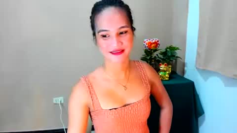 Snapshot of sweetgirl_latina143 chatting on September 25, 2025, 7:17 pm sweetgirl_latina143 online show from September 25, 2025, 7:17 pm