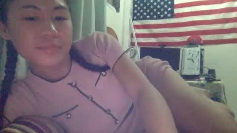 sweetgirllucy24xx online show from June 15, 2026, 7:10 am
