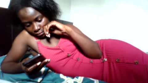 Snapshot of sweetgurl05 chatting on June 17, 2026, 1:56 pm sweetgurl05 online show from June 17, 2026, 1:56 pm