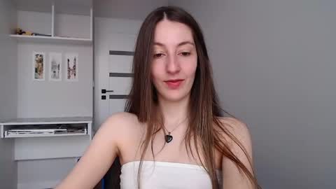 Emma  online show from May 5, 2026, 7:38 am