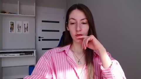 Emma  online show from May 6, 2026, 7:24 am